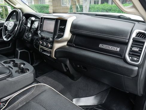 Used 2022 RAM 2500 Laramie AWD/4WD image 36