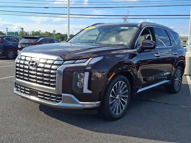 Used 2024 Hyundai Palisade Calligraphy AWD/4WD image 3