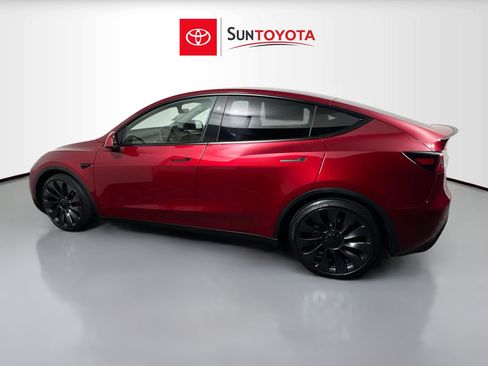Used 2024 Tesla Model Y Performance AWD/4WD image 7