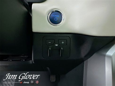 Used 2024 Toyota Sequoia Capstone image 31