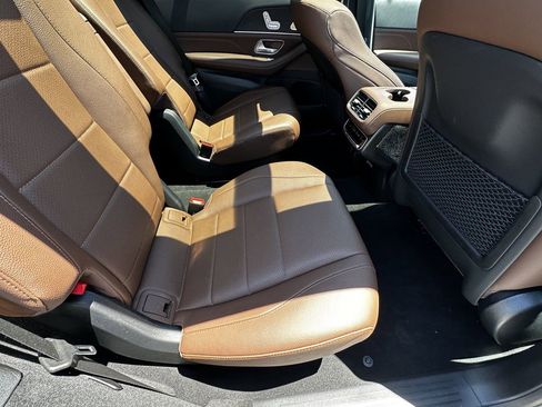 Certified 2024 Mercedes-Benz GLS 450 4MATIC image 18