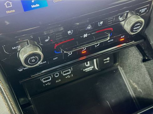 Used 2022 Jeep Grand Cherokee Summit AWD/4WD image 28