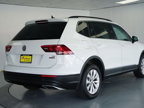 Used 2018 Volkswagen Tiguan SE image 8