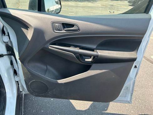 Used 2021 Ford Transit Connect XL FWD image 12