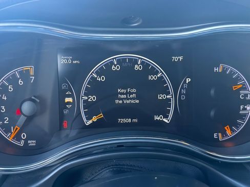 Used 2018 Jeep Grand Cherokee Altitude image 14