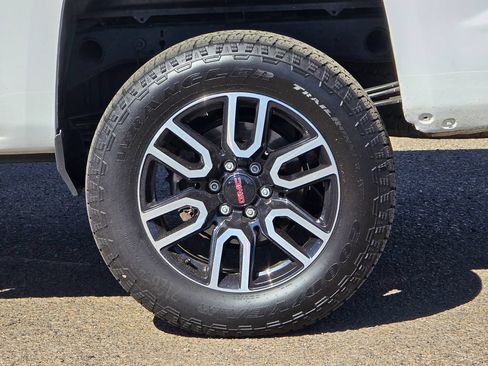 Used 2017 Chevrolet Silverado 1500 W/T w/ Trailering Package AWD/4WD image 26