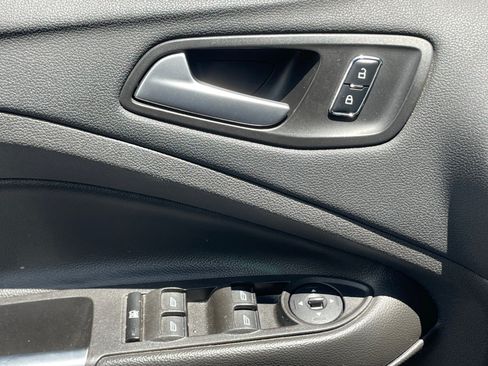 Used 2016 Ford Escape SE AWD/4WD image 16