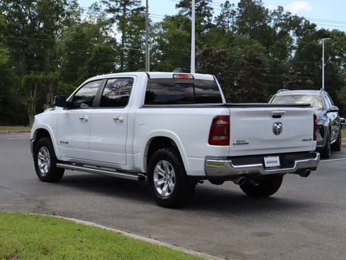 Used 2020 RAM 1500 Laramie AWD/4WD image 7