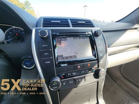 Used 2015 Toyota Camry XLE w/ Moonroof Package image 27