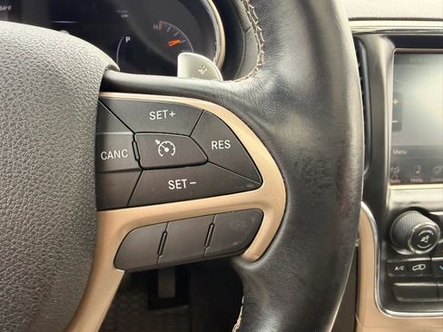 Used 2014 Jeep Grand Cherokee Overland AWD/4WD image 37