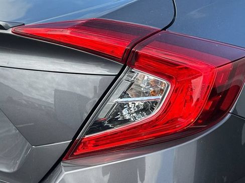 Used 2018 Honda Civic EX-L image 7