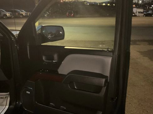 Used 2017 GMC Sierra 1500 SLT image 35