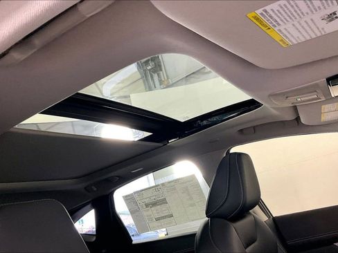 Certified 2025 Nissan Murano SL image 22