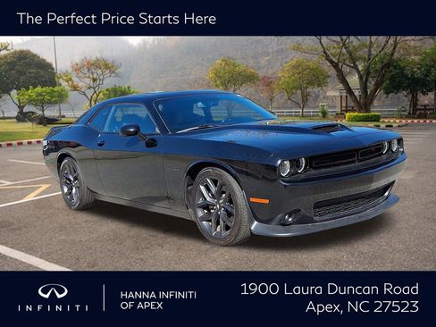 Used 2022 Dodge Challenger R/T w/ Blacktop Package image 1