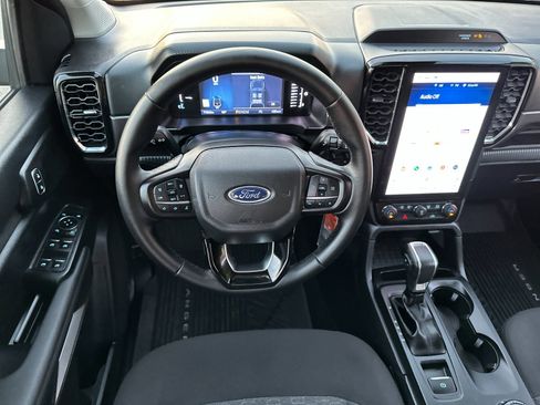 Certified 2025 Ford Ranger XLT image 15