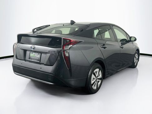 Used 2018 Toyota Prius Two w/ Prius Two Safety Plus Package FWD image 9
