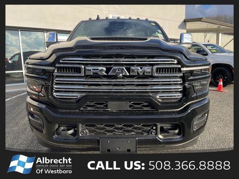 New 2026 RAM 2500 Laramie AWD/4WD image 8