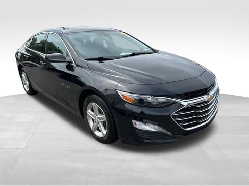 Used 2023 Chevrolet Malibu LT FWD image 9
