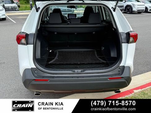 Used 2024 Toyota RAV4 XLE FWD image 7