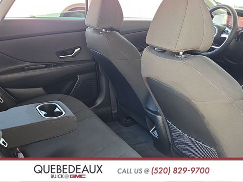 Used 2025 Hyundai Elantra SEL FWD image 26