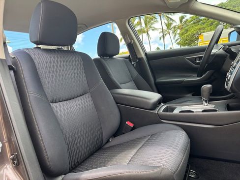 Used 2016 Nissan Altima 2.5 S w/ Power Driver Seat Package FWD image 8