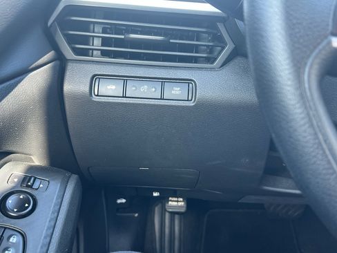 Used 2025 Nissan Altima 2.5 SV FWD image 22