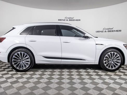 Used 2019 Audi e-tron Prestige AWD/4WD image 3