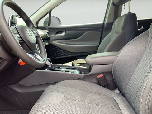 Used 2020 Hyundai Santa Fe SE FWD image 18