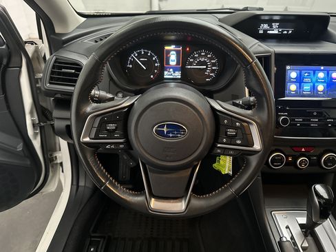 Used 2022 Subaru Crosstrek 2.0i Premium AWD/4WD image 23