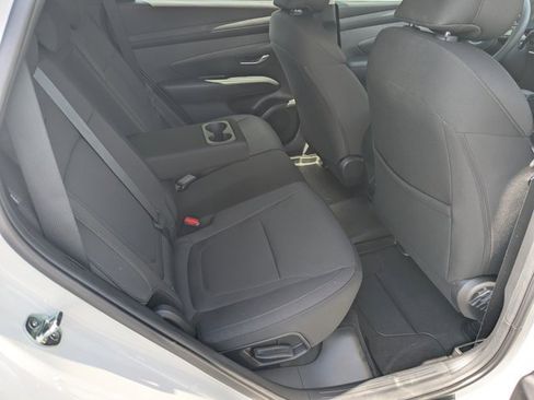 Used 2025 Hyundai Tucson SE image 14