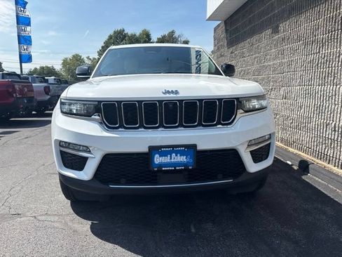 Used 2023 Jeep Grand Cherokee 4WD 4xe w/ Luxury Tech Group II image 3
