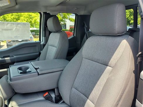 New 2025 Ford F450 XL w/ XL Chrome Package image 16