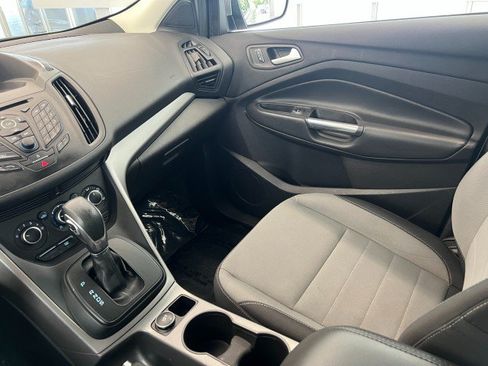 Used 2014 Ford Escape SE FWD image 16
