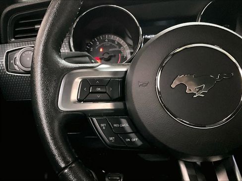 Used 2017 Ford Mustang GT w/ GT Performance Package RWD image 19