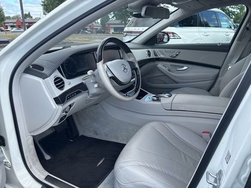 Used 2016 Mercedes-Benz S 550 Sedan image 2