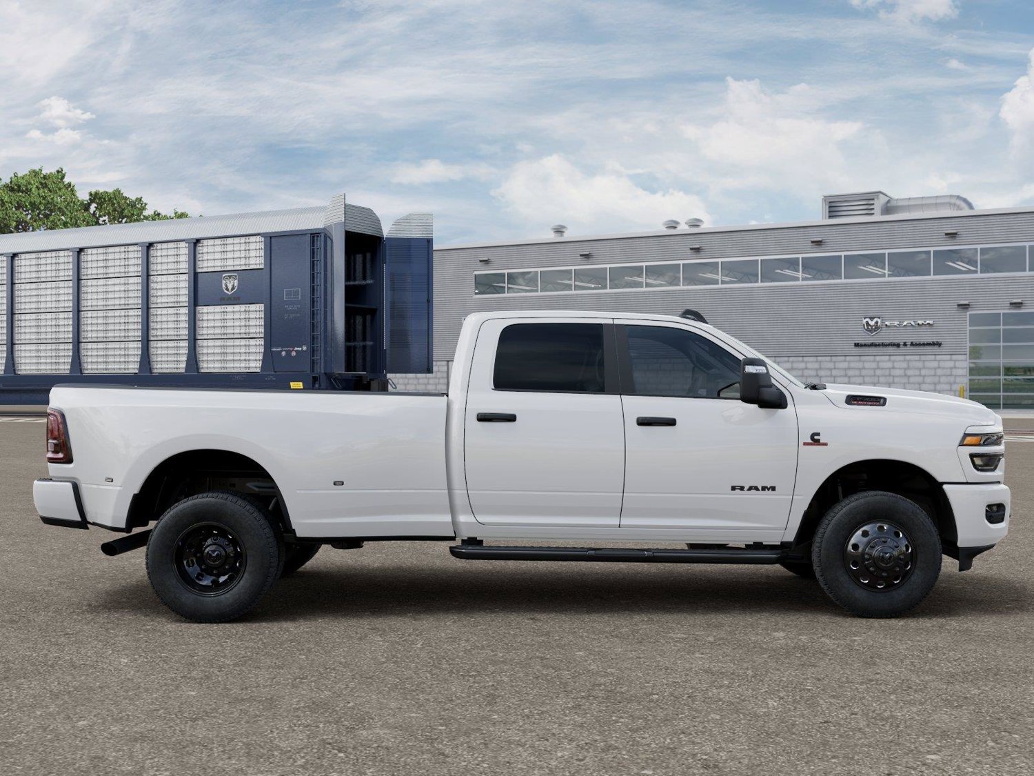 New 2027 RAM 3500 Big Horn AWD/4WD image 24