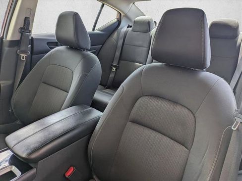 Used 2024 Nissan Altima 2.5 SV image 12