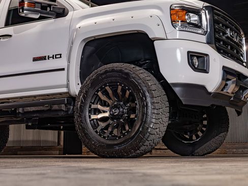 Used 2016 GMC Sierra 3500 SLT AWD/4WD image 11