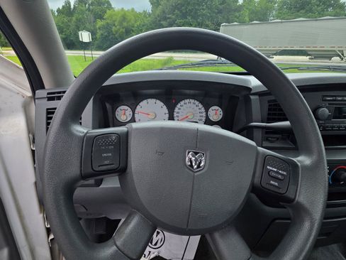 Used 2007 Dodge Ram 1500 Truck ST w/ V6 Value Group RWD image 8