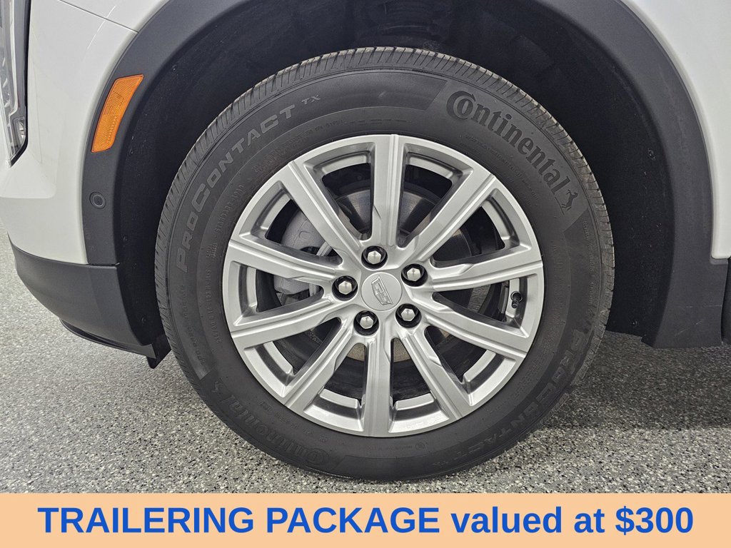 Used 2023 Cadillac XT4 Premium Luxury w/ Technology Package AWD/4WD image 10