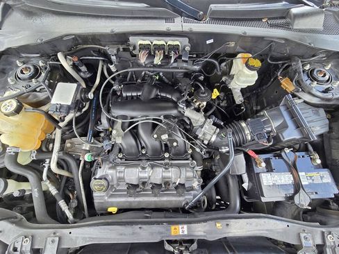 Used 2007 Mercury Mariner Luxury FWD image 22