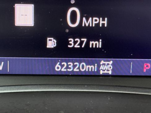 Used 2022 GMC Acadia SLT w/ LPO, Floor Liner Package image 29