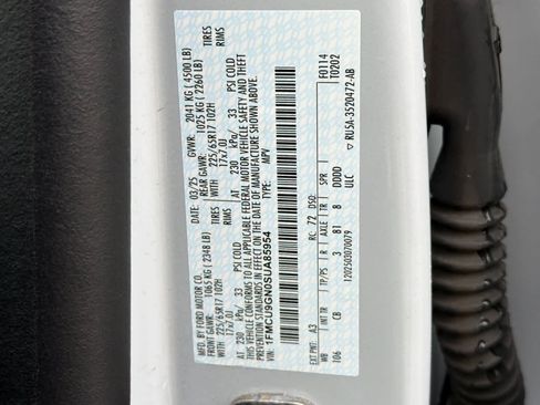 Used 2025 Ford Escape Active AWD/4WD image 28