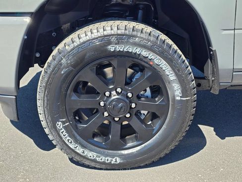 New 2026 RAM 3500 Big Horn AWD/4WD image 8