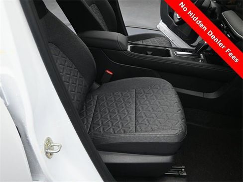 New 2025 Nissan Kicks SV image 30