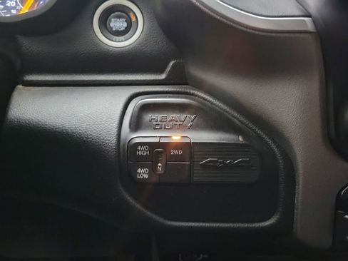 Used 2019 RAM 2500 Big Horn AWD/4WD image 31