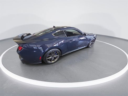 Used 2025 Ford Mustang Dark Horse image 8
