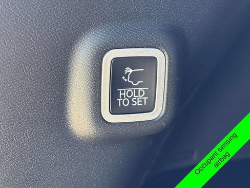 New 2026 Jeep Cherokee Limited AWD/4WD image 33