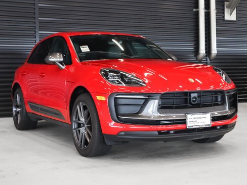 Used 2024 Porsche Macan Turbo w/ Premium Plus Package image 7