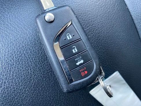 Used 2023 Toyota Camry SE image 24